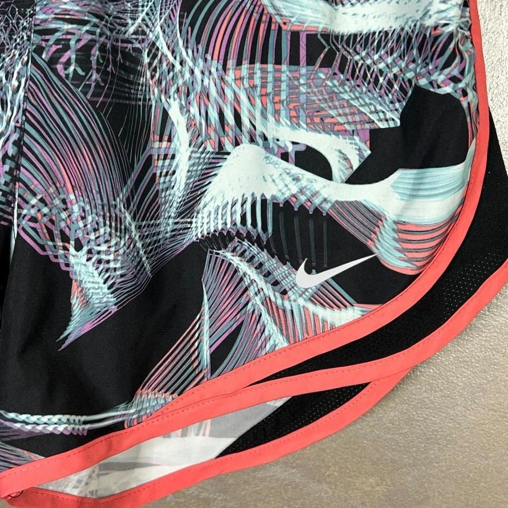 Nike Dri-FIT Running Shorts Women's Small Tempo‎ Abstract Geometric Print